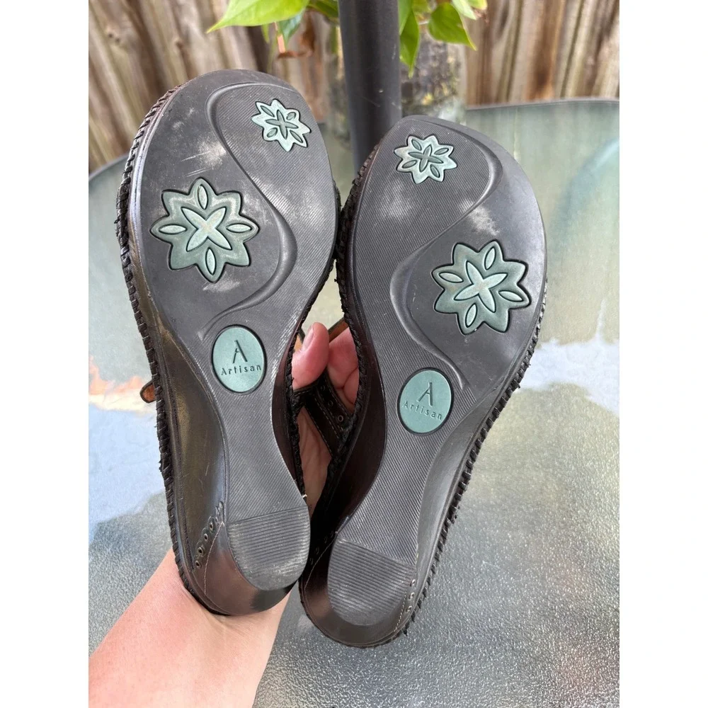 Clarks women artisan